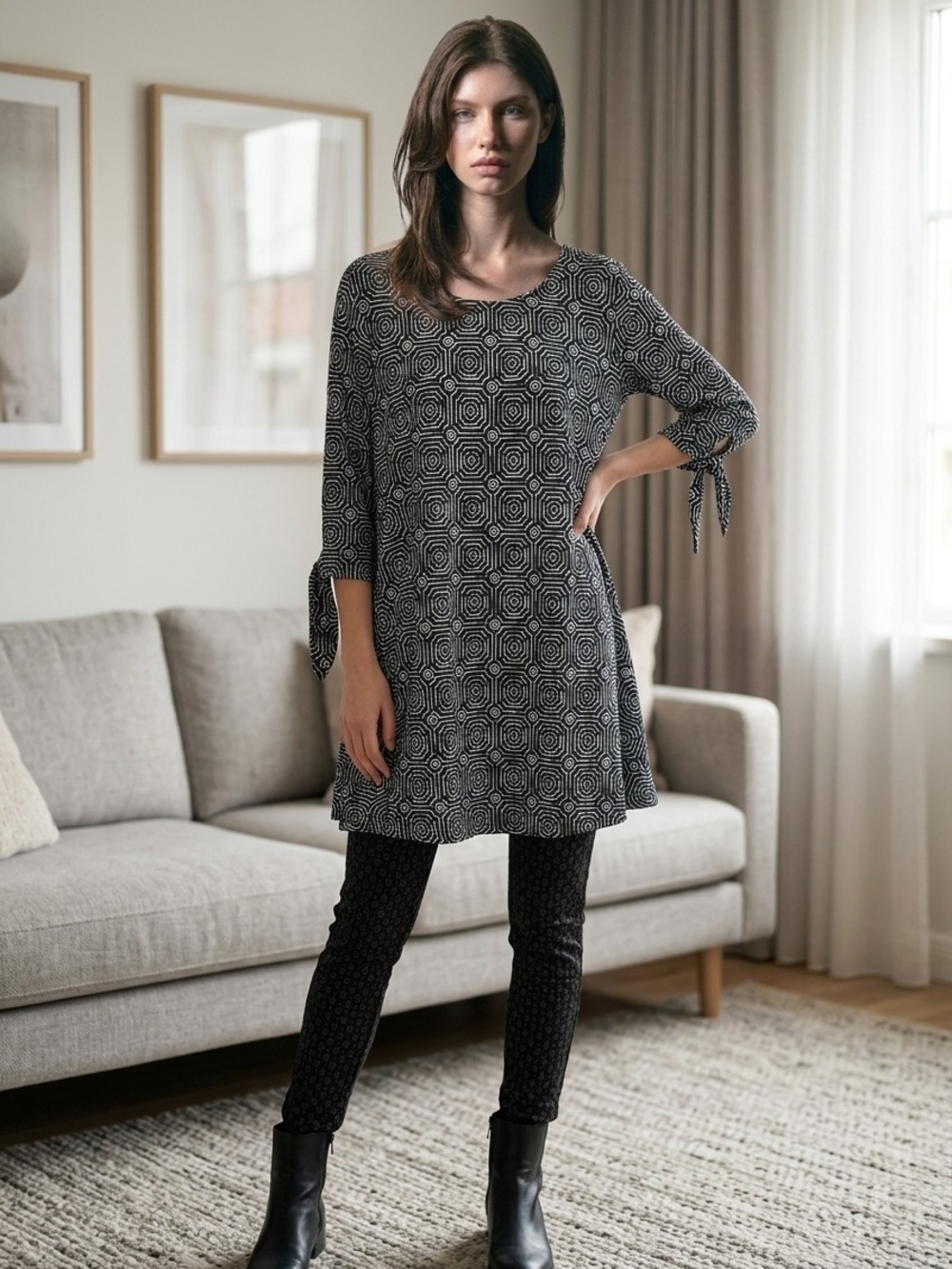 NWT Buckhead Betties Black & White Geometric Tie-Sleeve Tunic Top sz SMALL